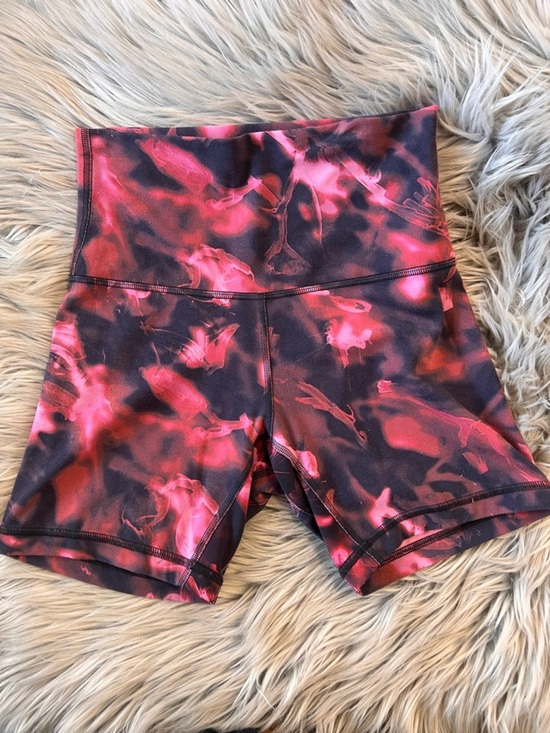 lululemon athletica Pants - Like new lululemon HR align shorts